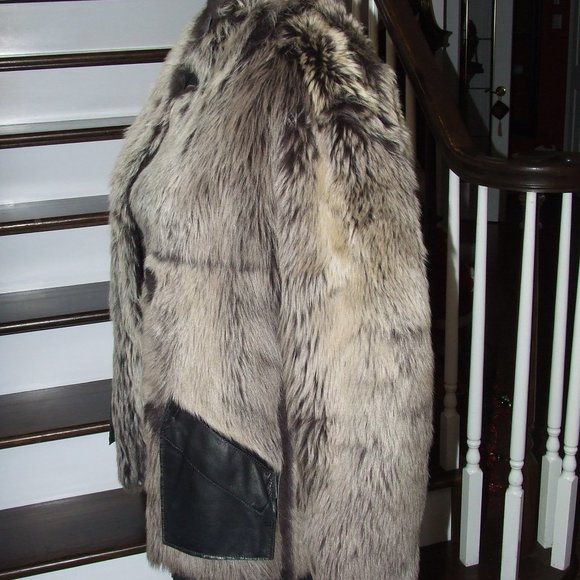 Giorgio Armani Black Label Lamb Shearling Women Jacket 40 Sheepskin Coat - Picture 9 of 11